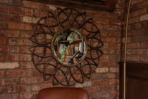 the waterway pub and rooms