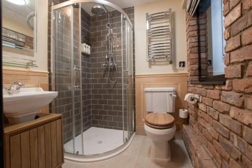 the waterway pub and rooms
