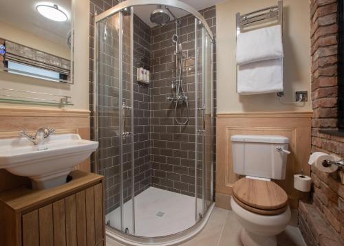 the waterway pub and rooms