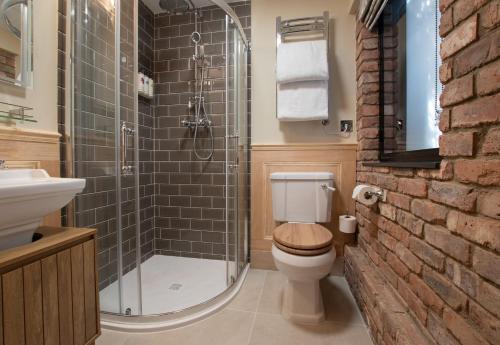 the waterway pub and rooms