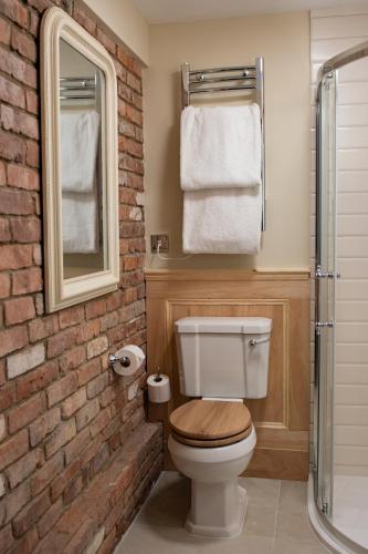 the waterway pub and rooms