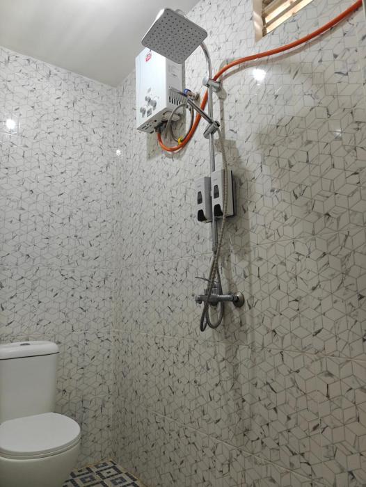 roomy guesthouse