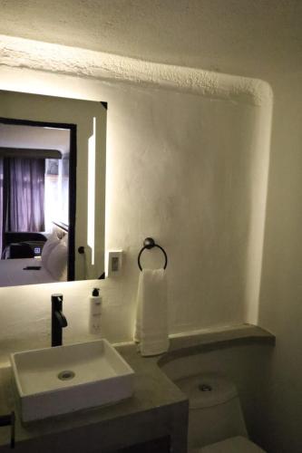hotel miranthia cuernavaca adults only