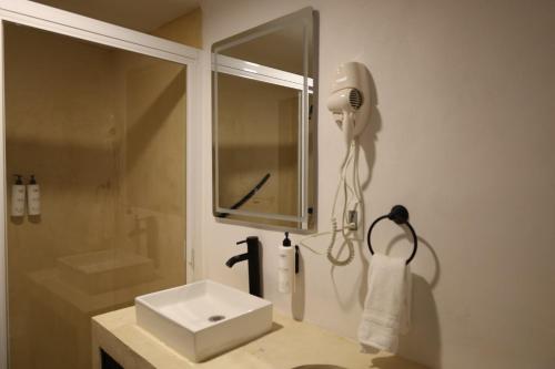 hotel miranthia cuernavaca adults only