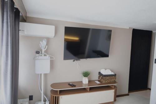 hotel miranthia cuernavaca adults only