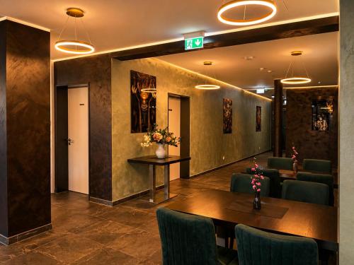 lillys hotel munchen unterschlei heim