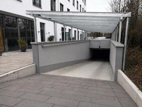 lillys hotel munchen unterschlei heim