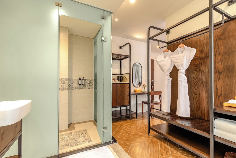 lumiere boutique vy da