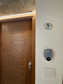 Exoria Luxury Rooms & Spa,,4 star