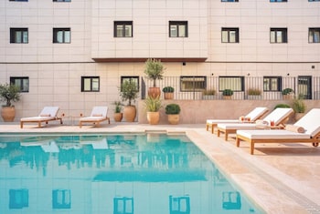 Alora Apartamentos Merida,,3 star