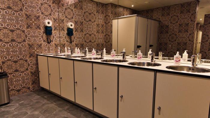 de lola podshotel