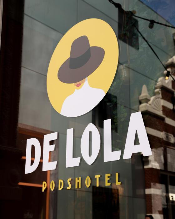 de lola podshotel