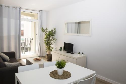 Sant Jordi Apartments Sagrada Familia,,4 star