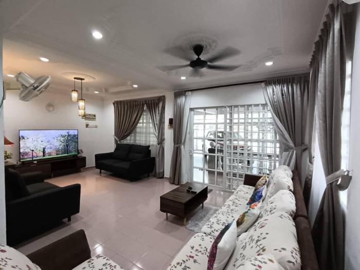 grey fantasy homes sunwaywaterthemepark