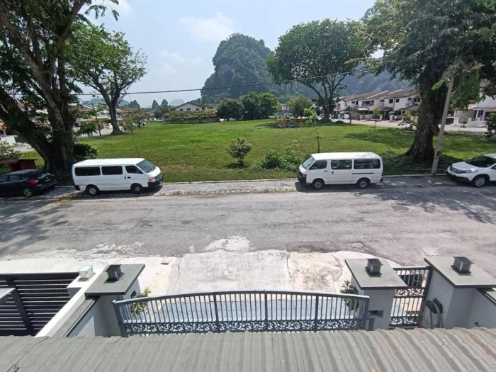 grey fantasy homes sunwaywaterthemepark