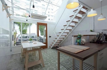 twh hostel bangkok
