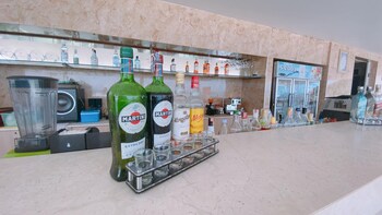 ta yai beach resort