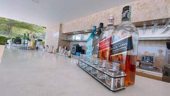 ta yai beach resort