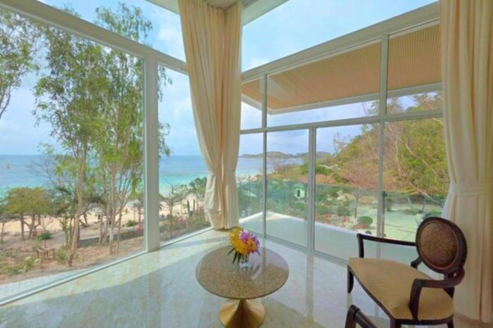 ta yai beach resort