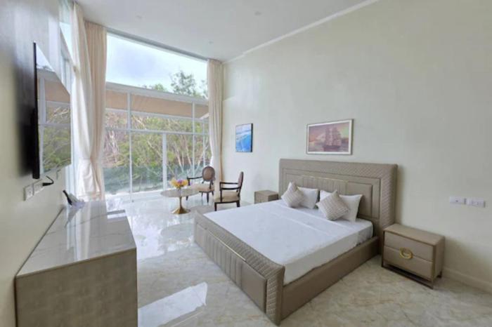 ta yai beach resort