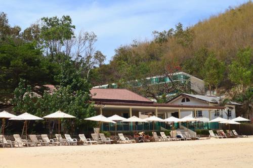 ta yai beach resort