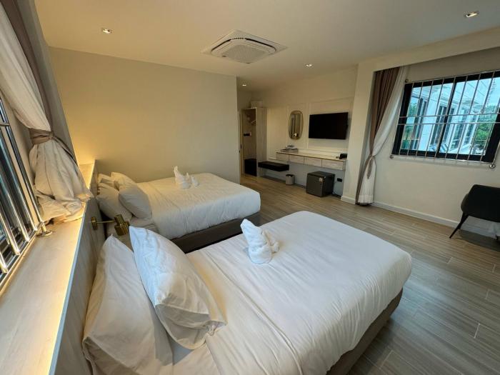 la mella hotel thakhek