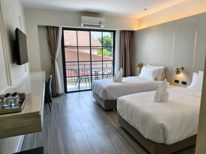 la mella hotel thakhek