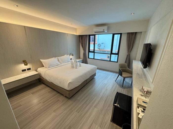 la mella hotel thakhek