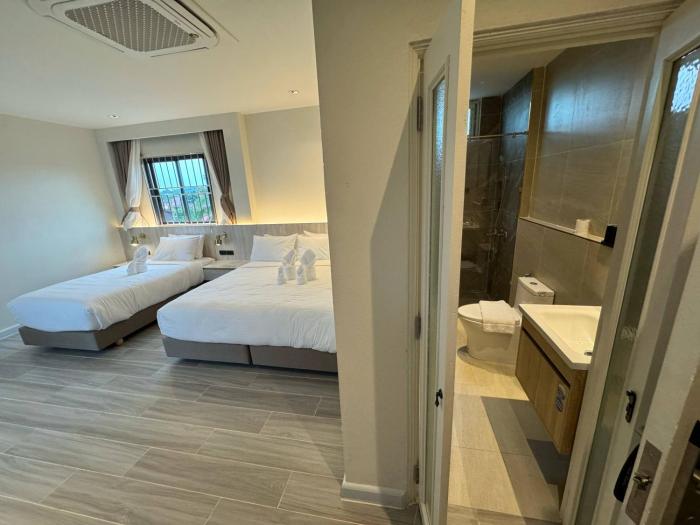 la mella hotel thakhek