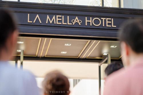 la mella hotel thakhek