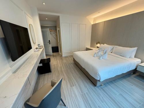 la mella hotel thakhek