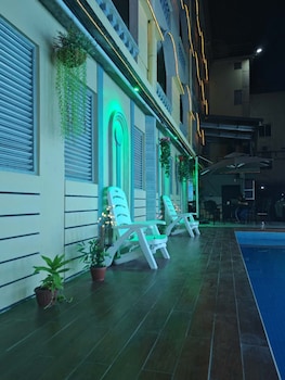 baoly clark residence
