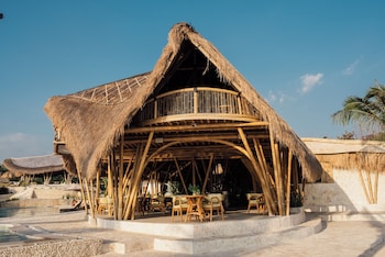 arya sumba