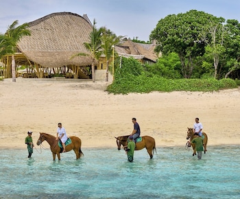 arya sumba