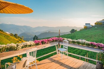 phuwin homestay monjam