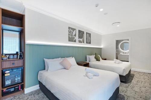 Tall Timbers Hotel,,4 star
