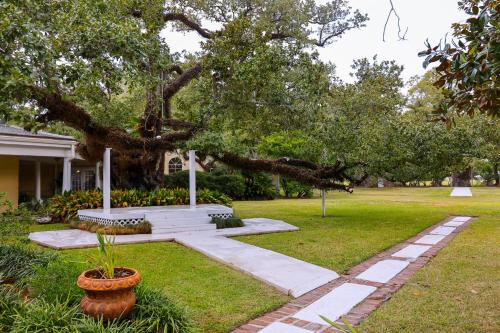 ormond manor