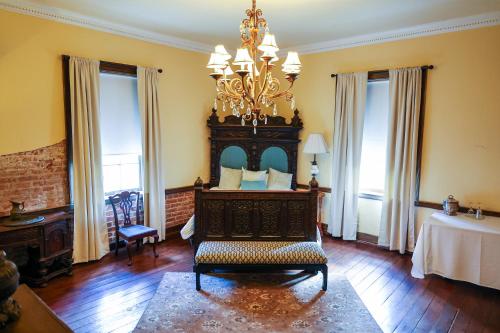 ormond manor