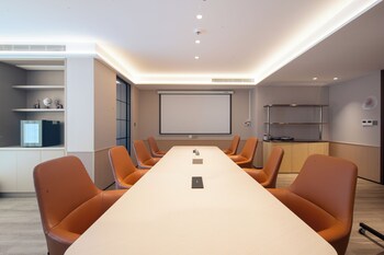 leston hotel sukhumvit
