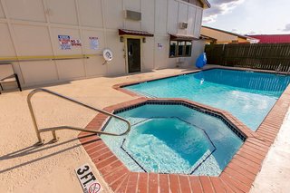 Red Roof Inn Plus+ Huntsville,Texas>>Huntsville,3 star