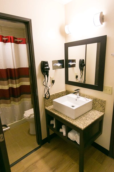 red roof inn plus huntsville