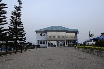 mount pleasant inns and apartment