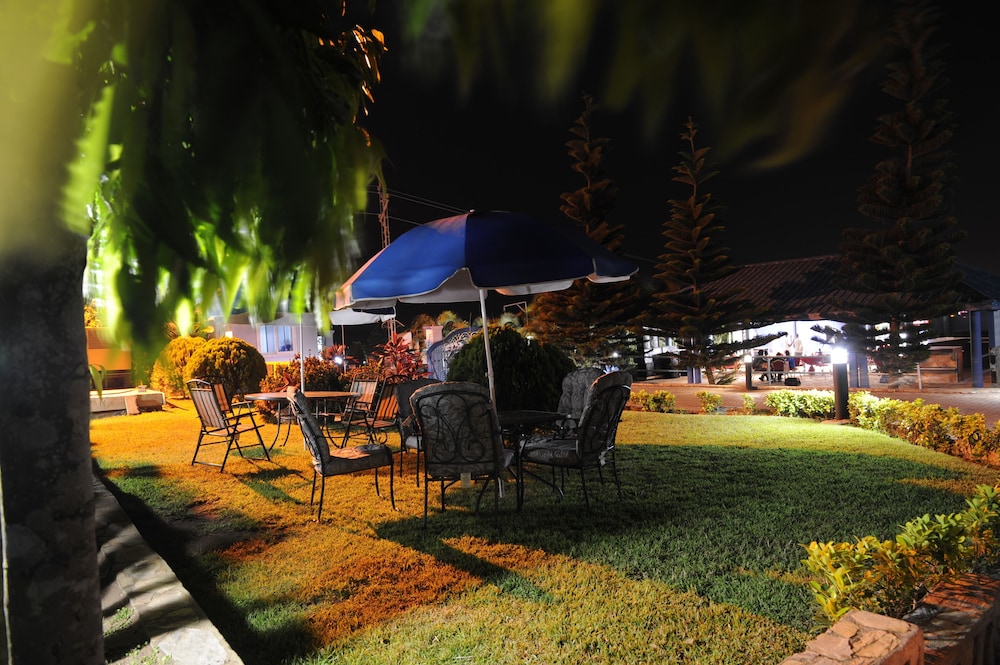 mount pleasant inns and apartment