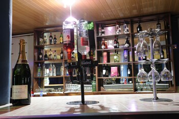 mount pleasant inns and apartment