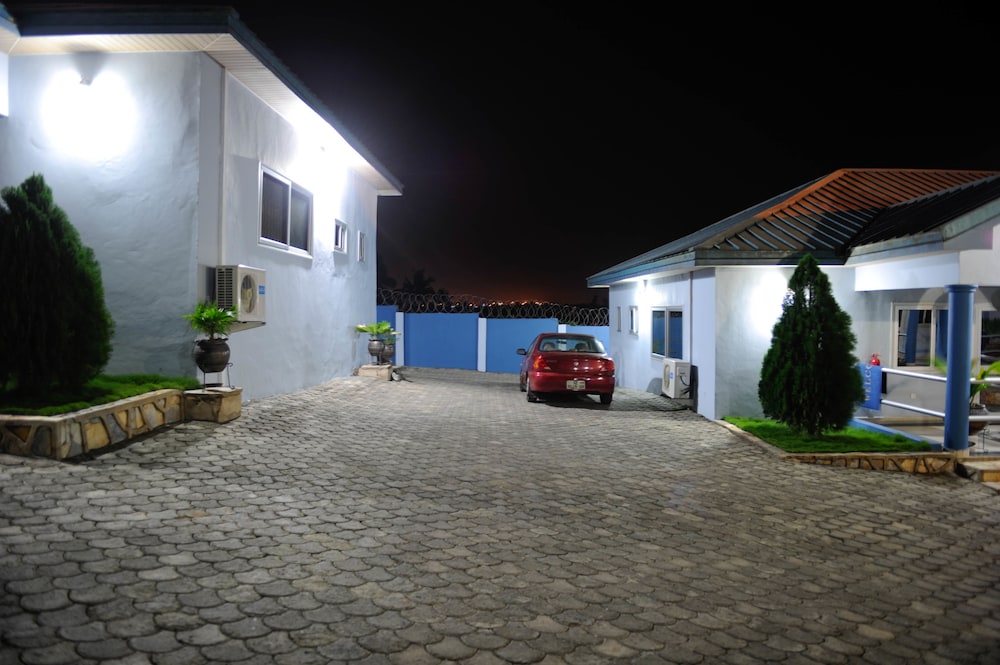 mount pleasant inns and apartment