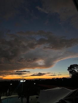 mahawi resort