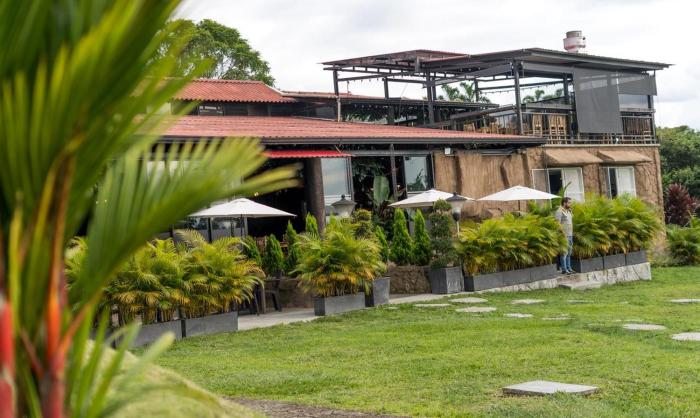 mahawi resort