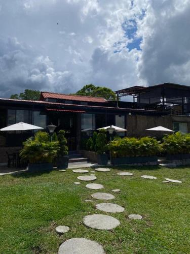 mahawi resort
