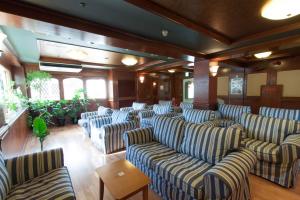 capsule inn osaka caters to men
