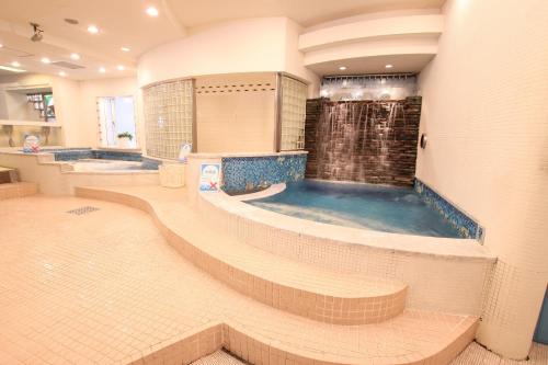 capsule inn osaka caters to men